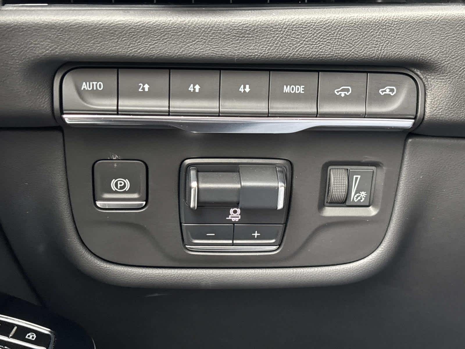 2025 Cadillac Escalade Sport