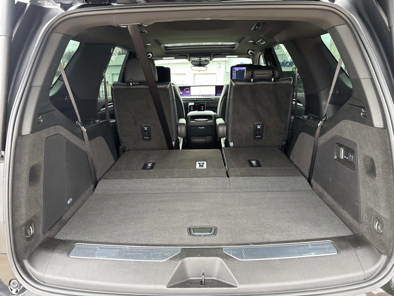 2025 Cadillac Escalade Sport