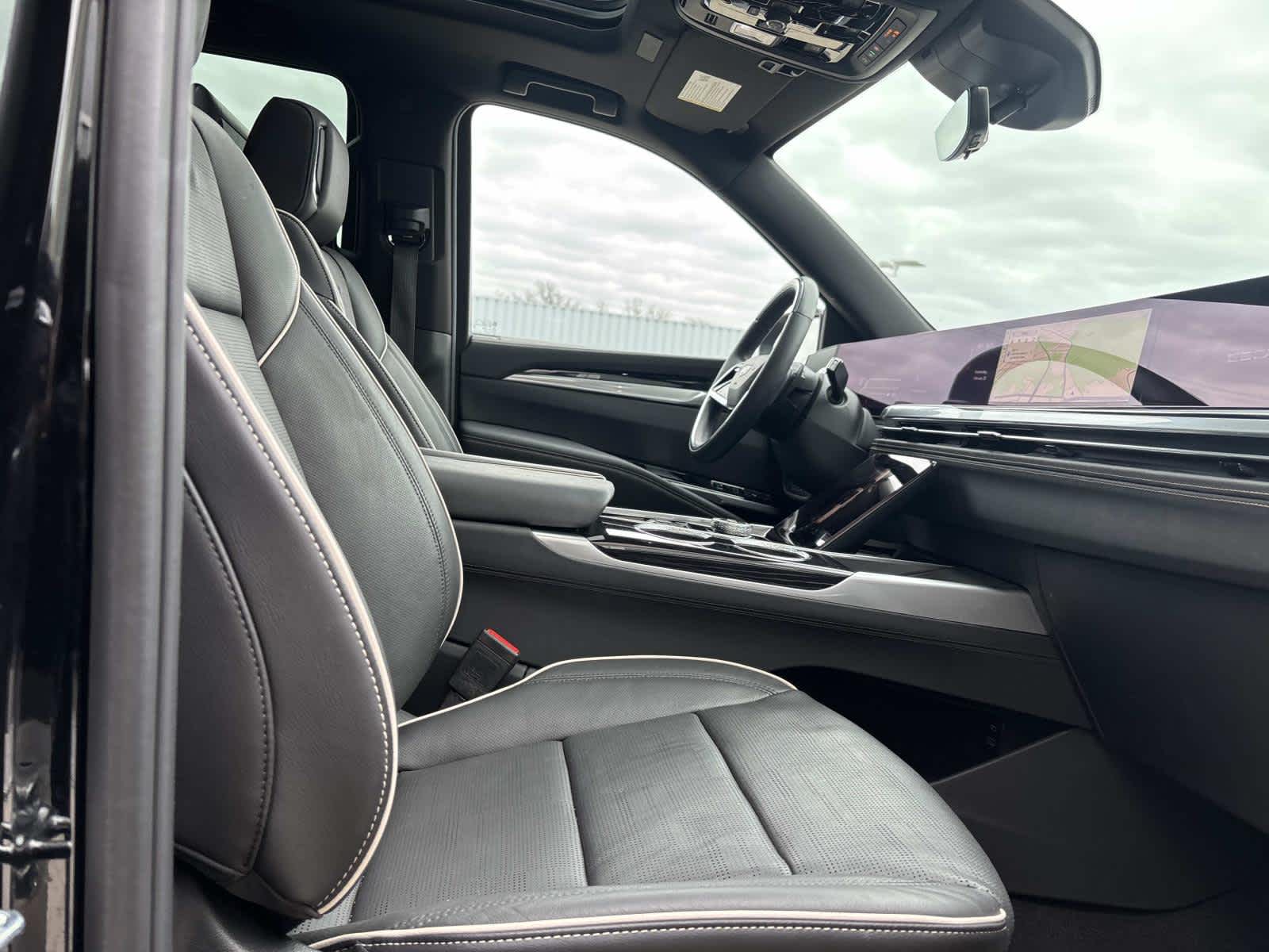 2025 Cadillac Escalade Sport