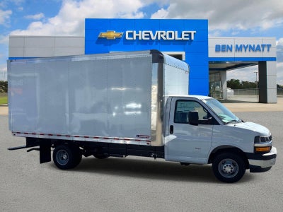 2025 Chevrolet Express Cutaway 3500 1WT