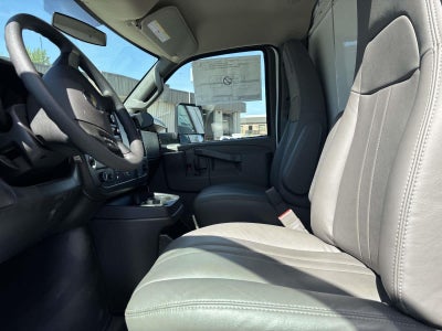 2026 Chevrolet Express Cutaway 3500 1WT