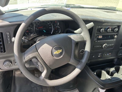 2026 Chevrolet Express Cutaway 3500 1WT