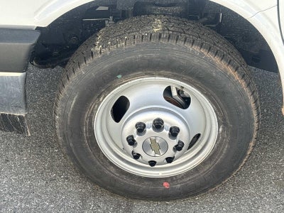 2026 Chevrolet Express Cutaway 3500 1WT