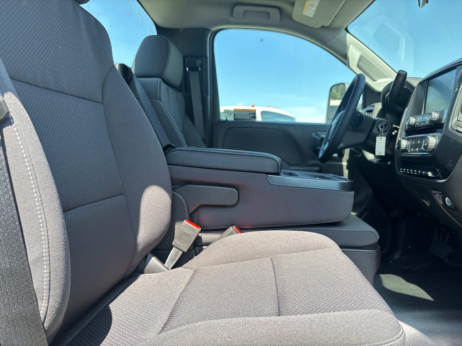 2024 Chevrolet Silverado 4500 HD Work Truck