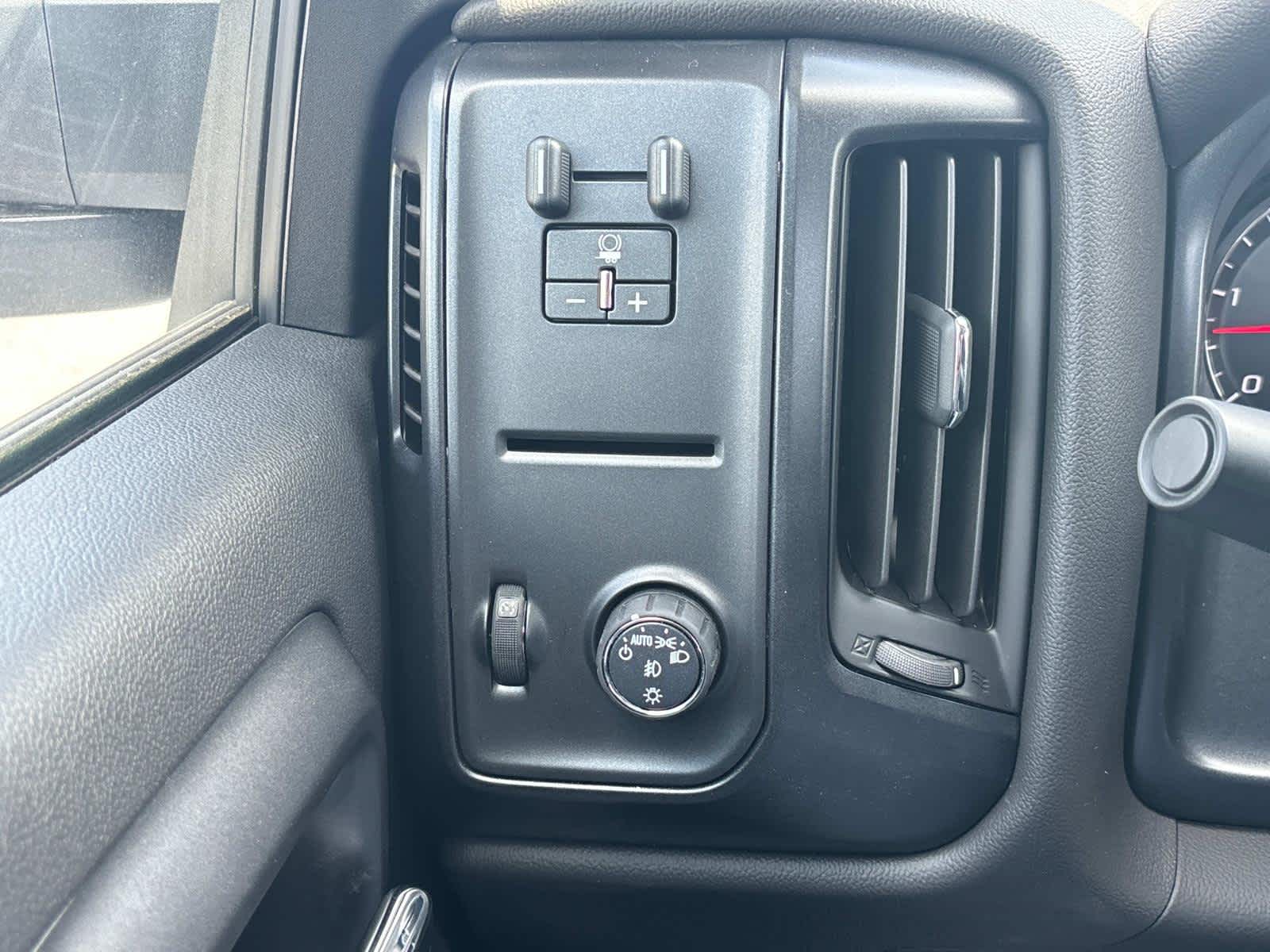 2023 Chevrolet Silverado 5500 HD Work Truck