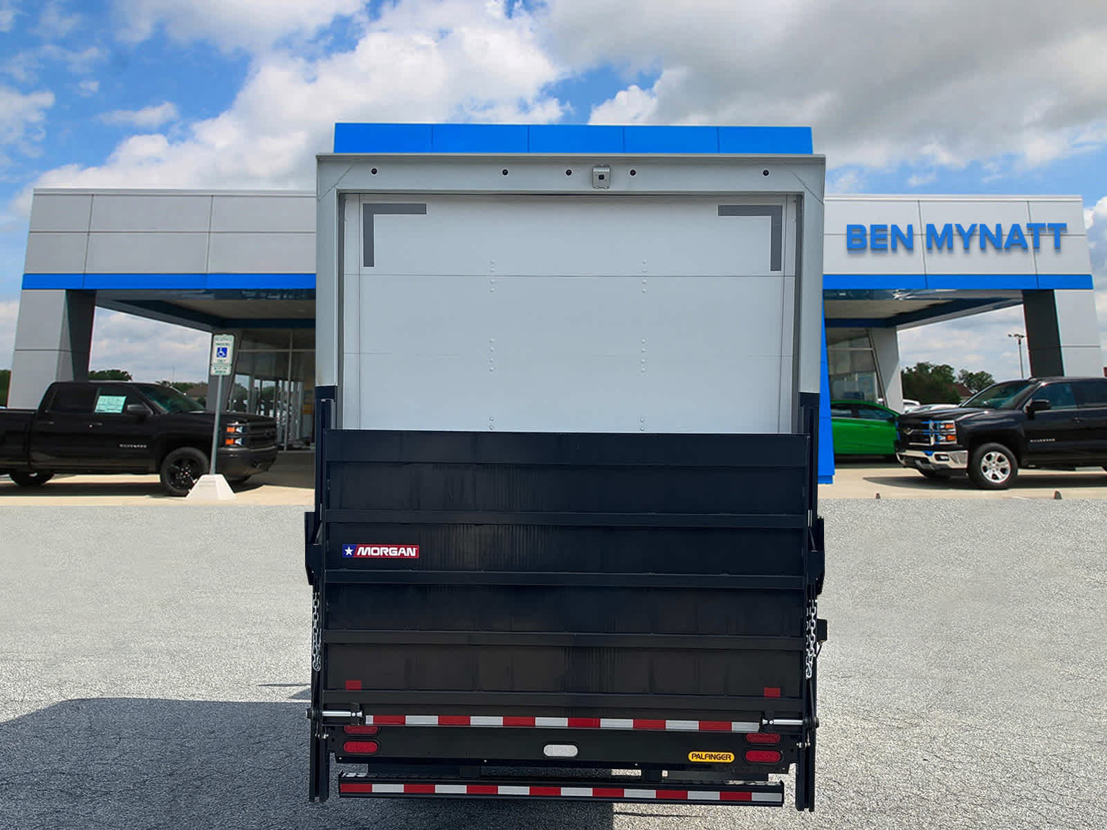 2024 Chevrolet Silverado 5500 HD Work Truck