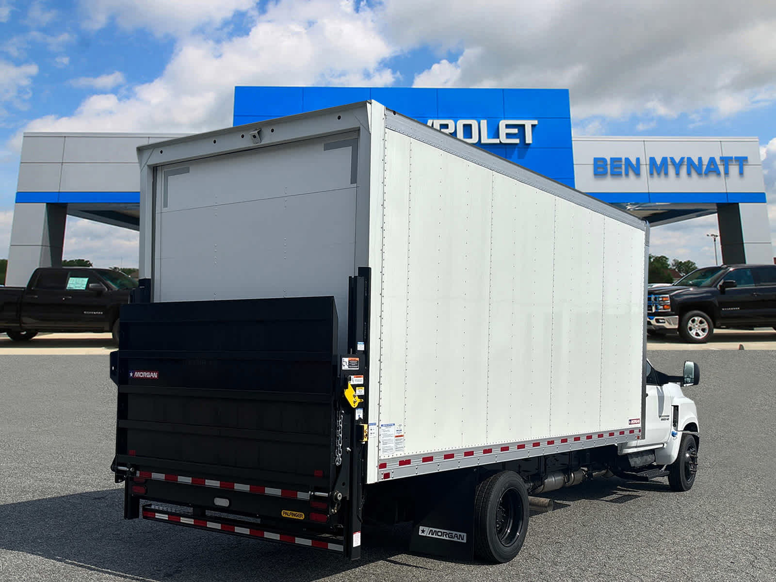 2024 Chevrolet Silverado 5500 HD Work Truck