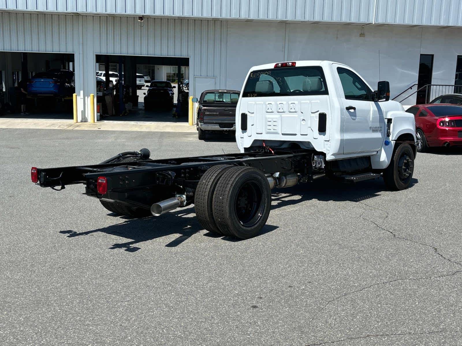 2024 Chevrolet Silverado 4500 HD Work Truck