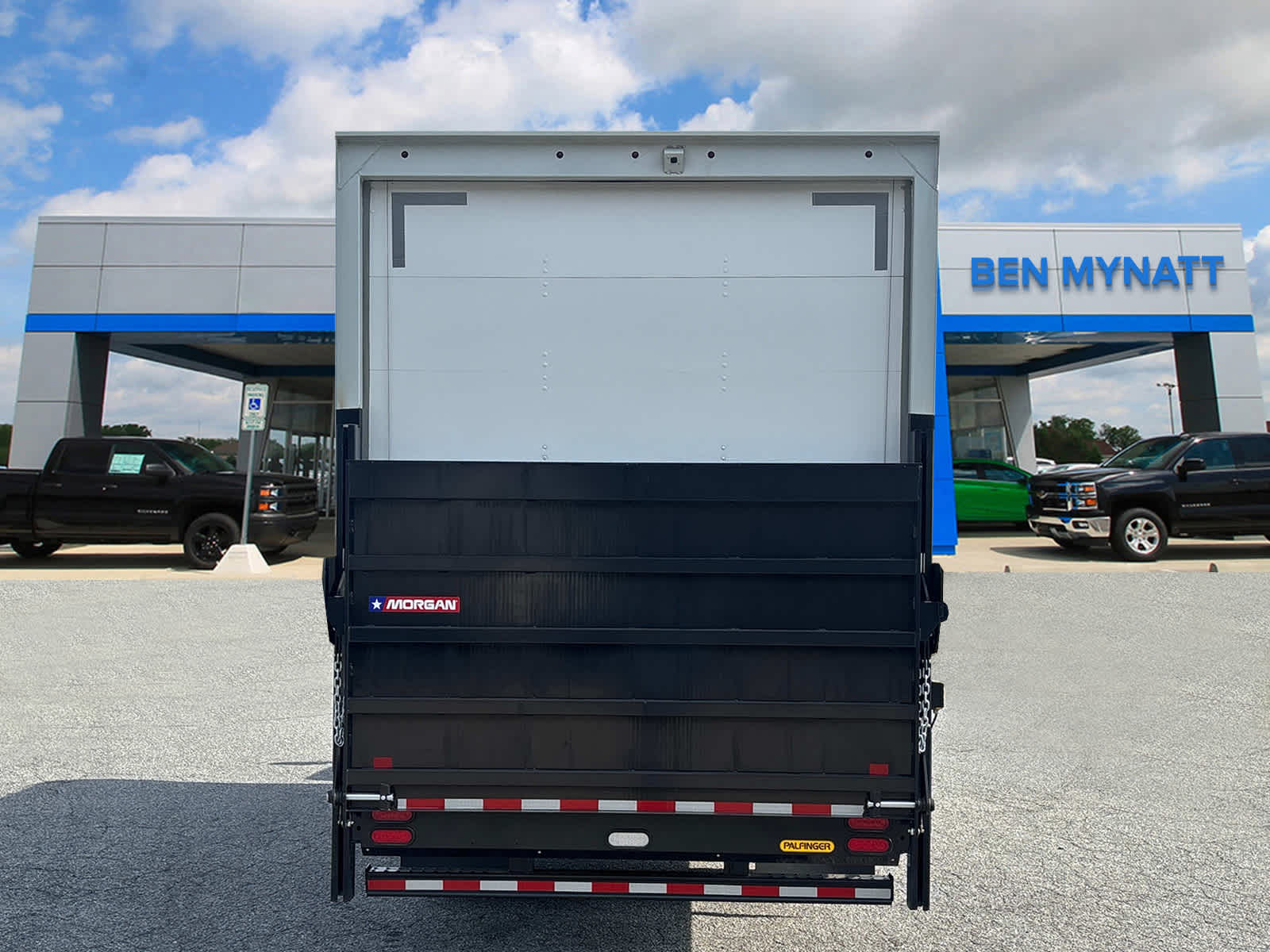 2024 Chevrolet Silverado 5500 HD Work Truck