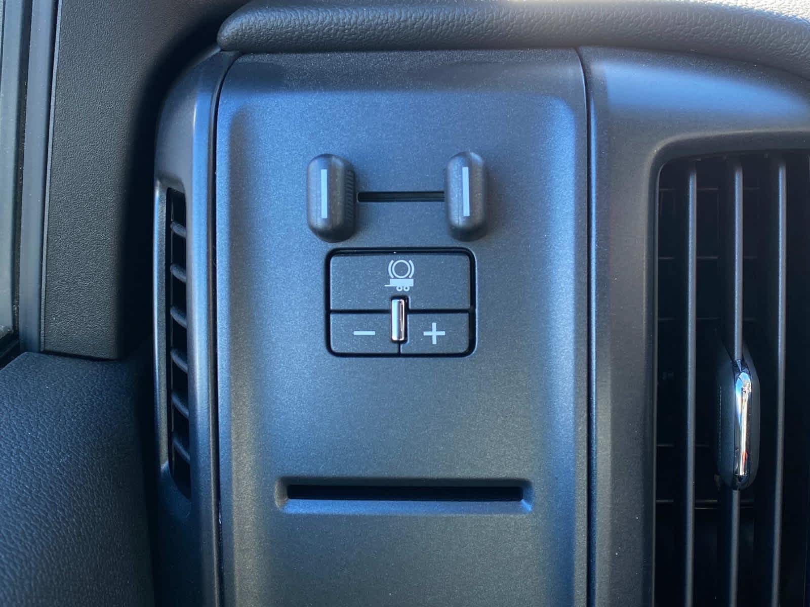 2023 Chevrolet Silverado 5500 HD Work Truck