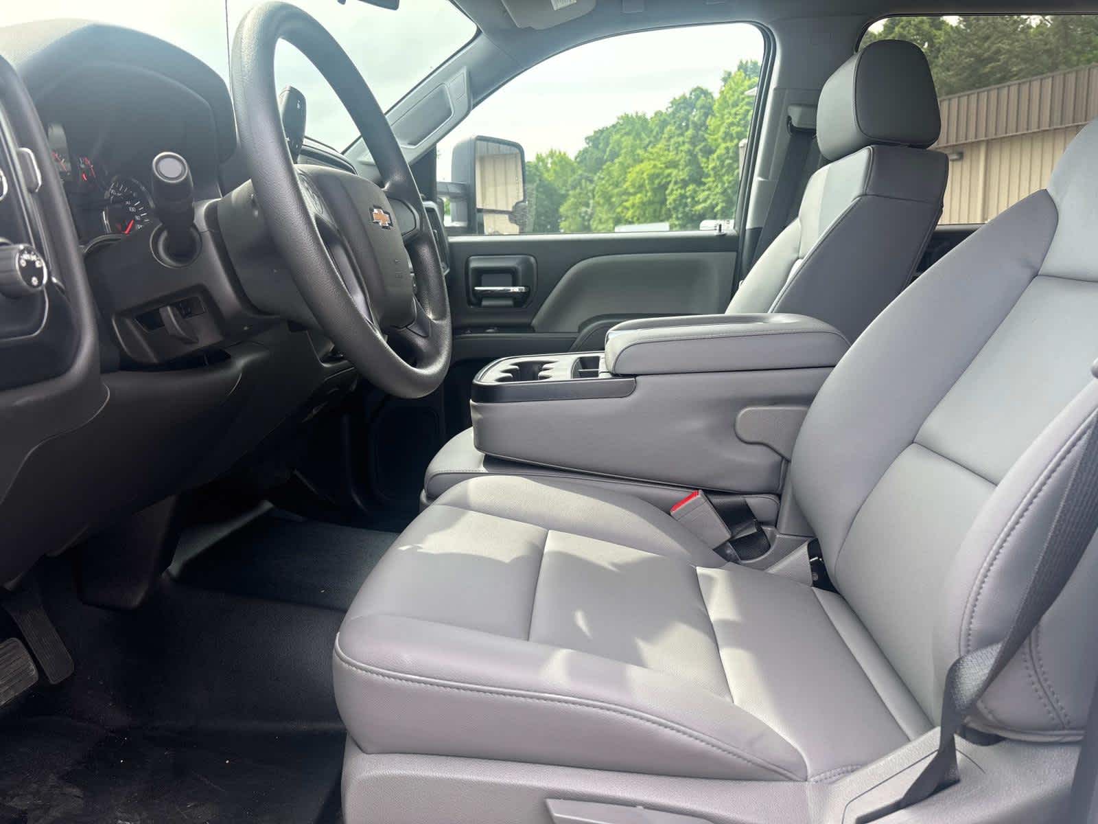 2024 Chevrolet Silverado 5500 HD Work Truck