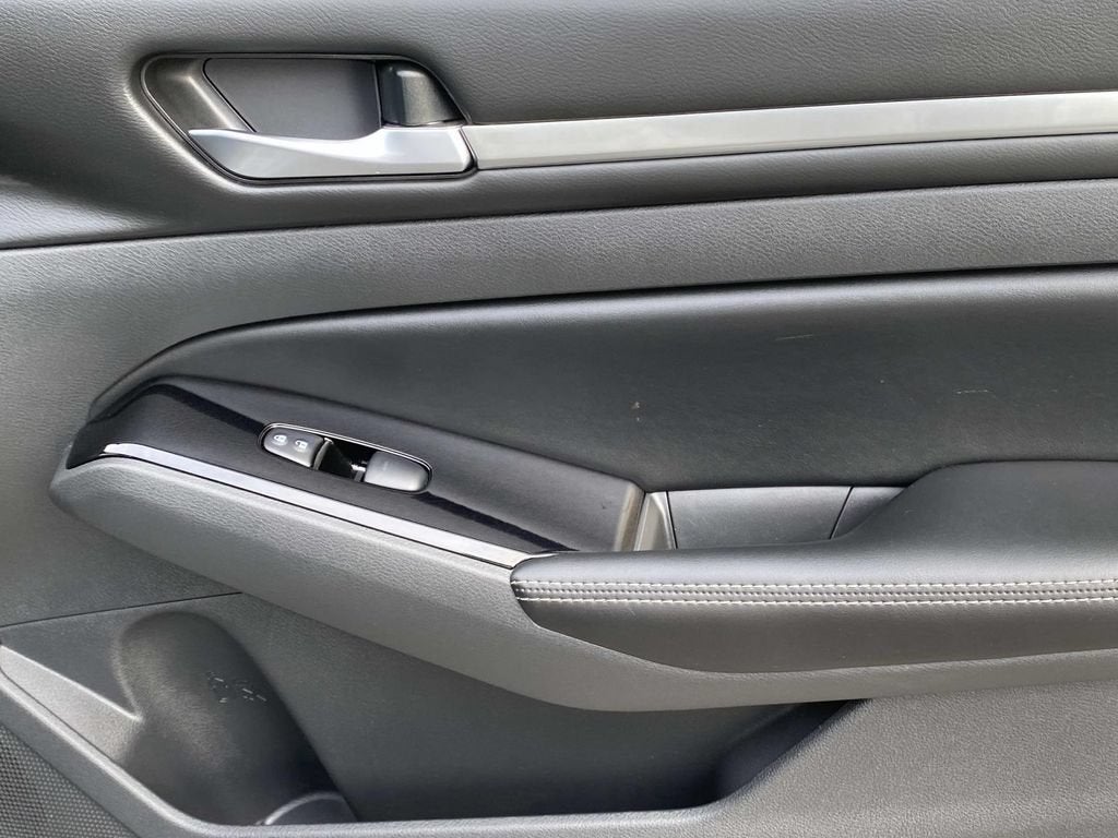2024 Nissan Altima 2.5 SL