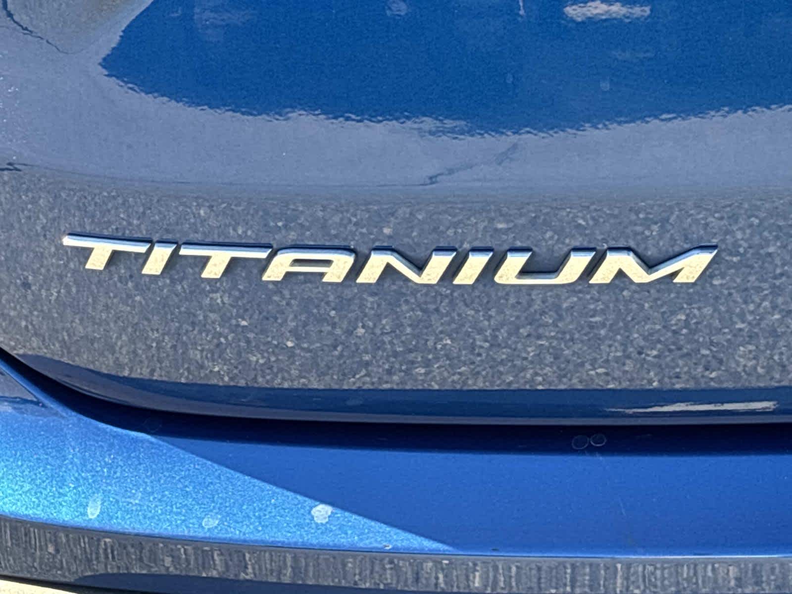 2024 Ford Edge Titanium