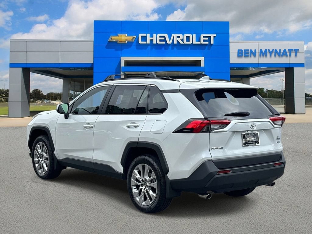 2025 Toyota RAV4 XLE Premium
