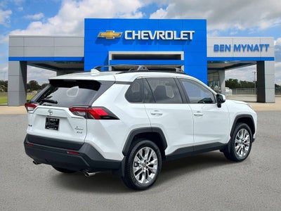 2025 Toyota RAV4 XLE Premium