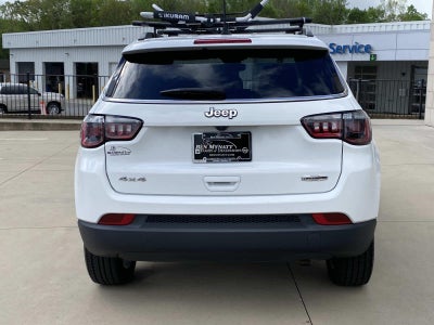 2022 Jeep Compass Latitude Lux