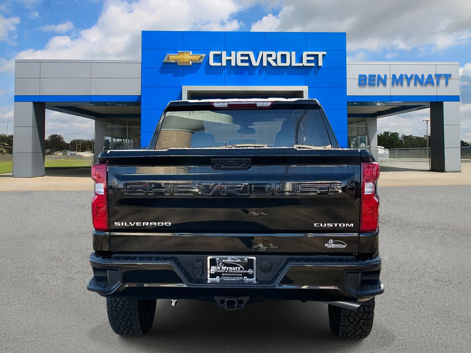 2025 Chevrolet Silverado 1500 Custom Trail Boss