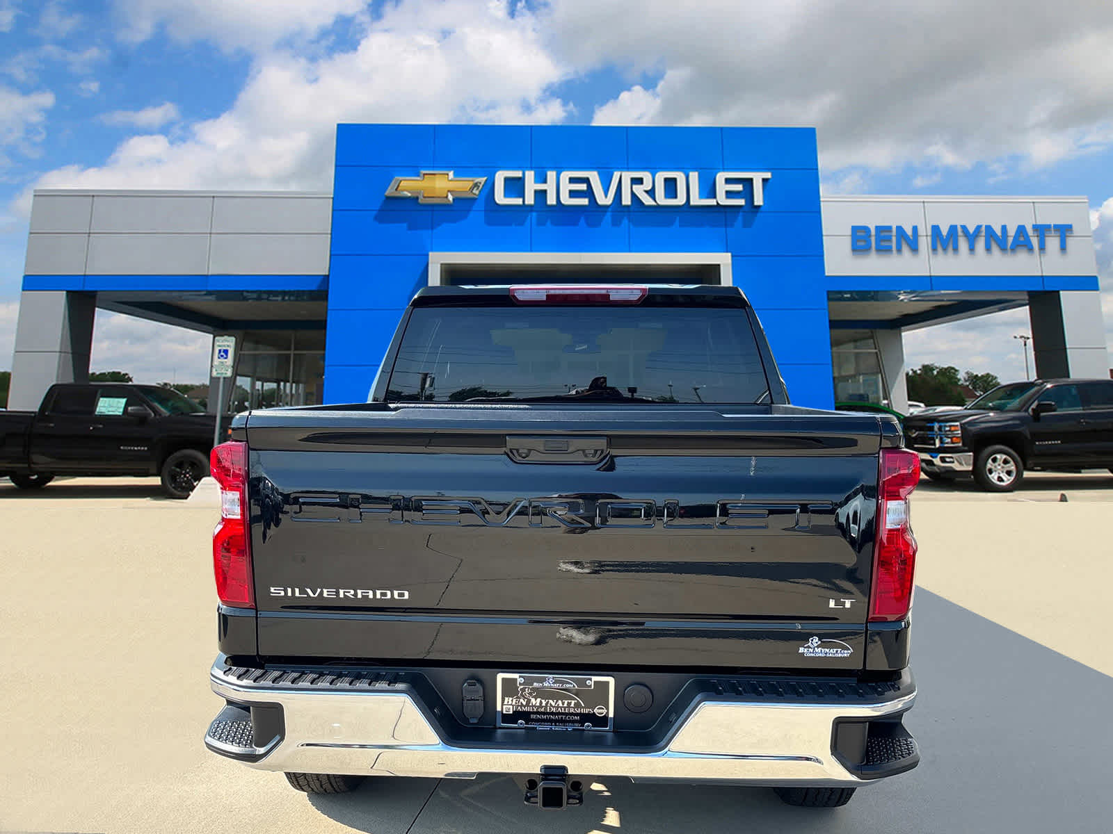 2025 Chevrolet Silverado 1500 LT