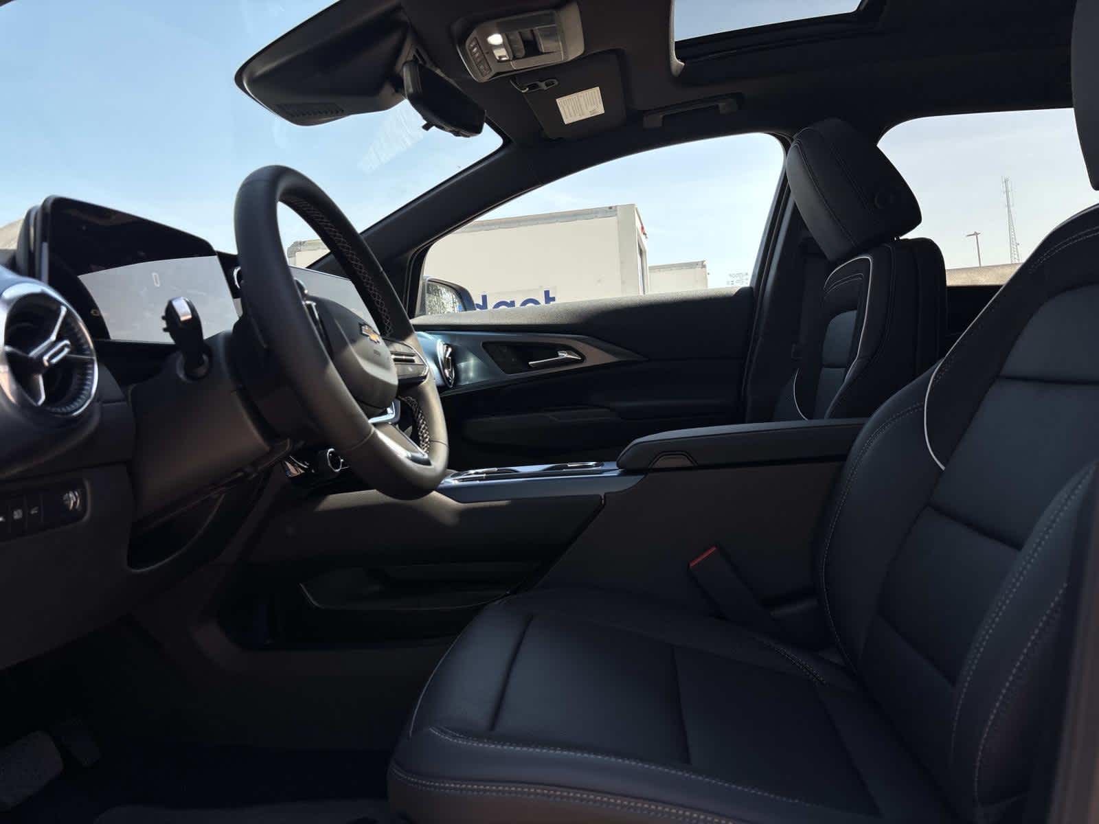2026 Chevrolet Equinox EV 2LT - Photo 25