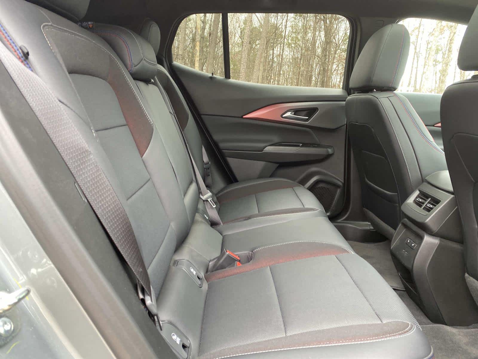 2025 Chevrolet Equinox EV RS