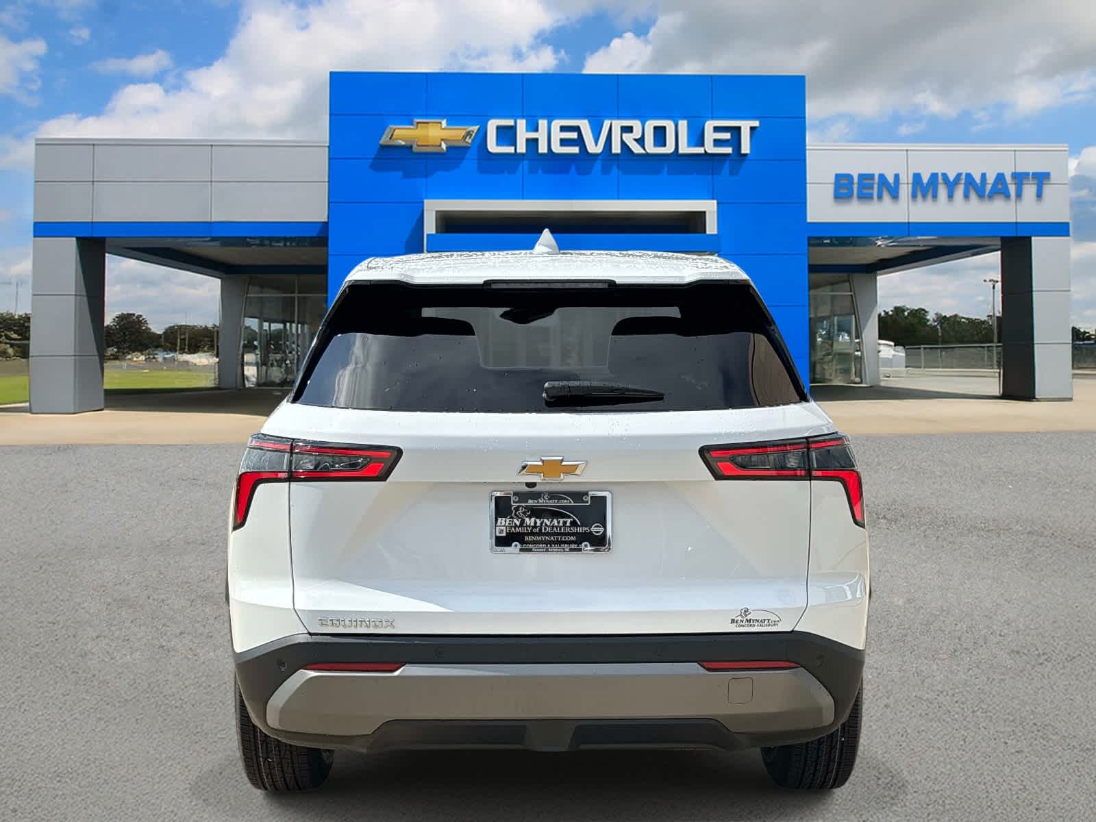 2027 Chevrolet Equinox LT