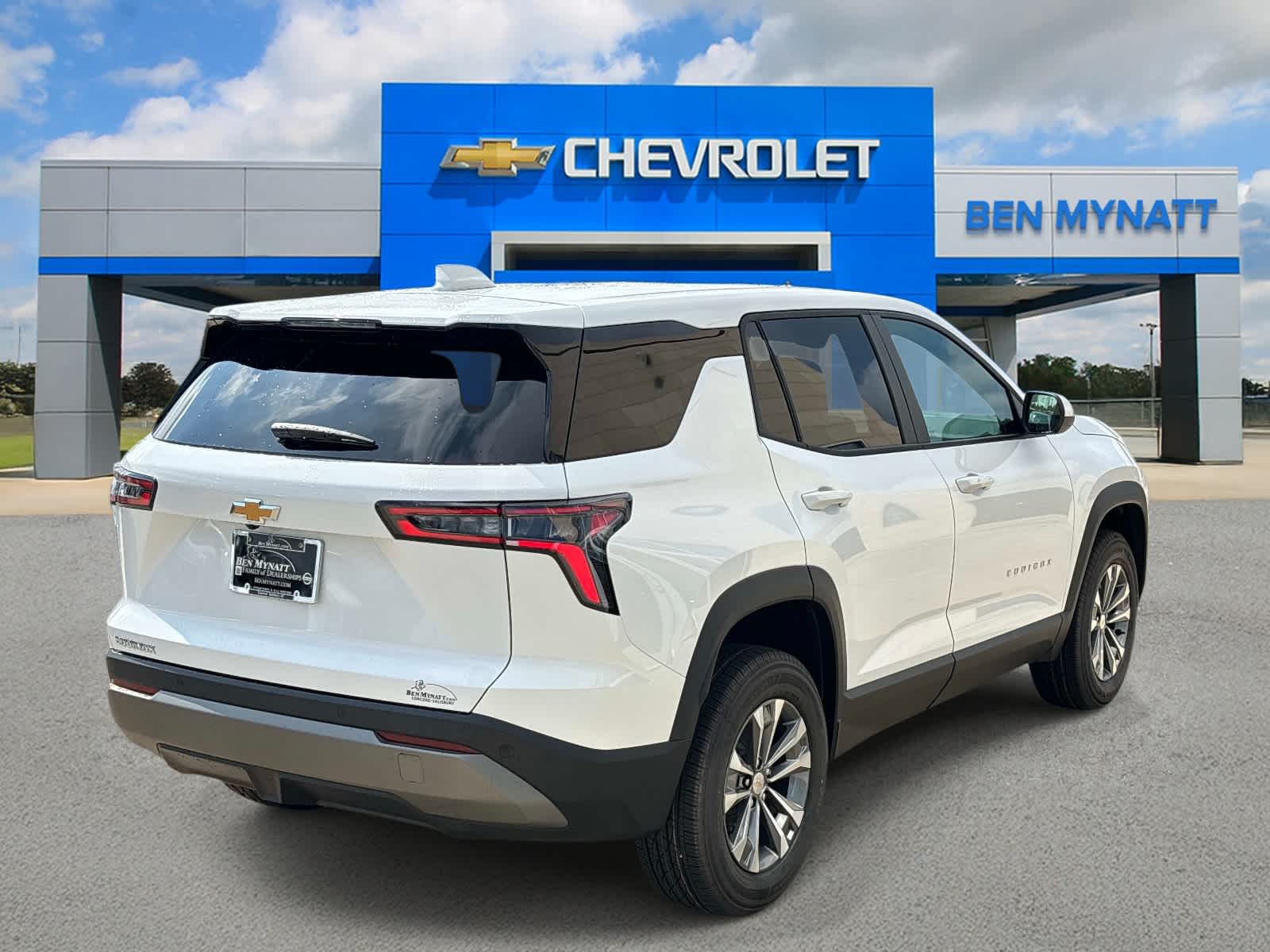 2027 Chevrolet Equinox LT