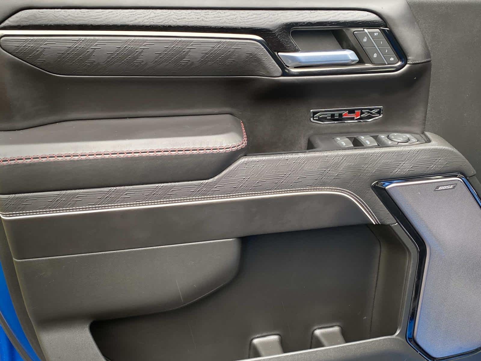 2023 GMC Sierra 1500 AT4X