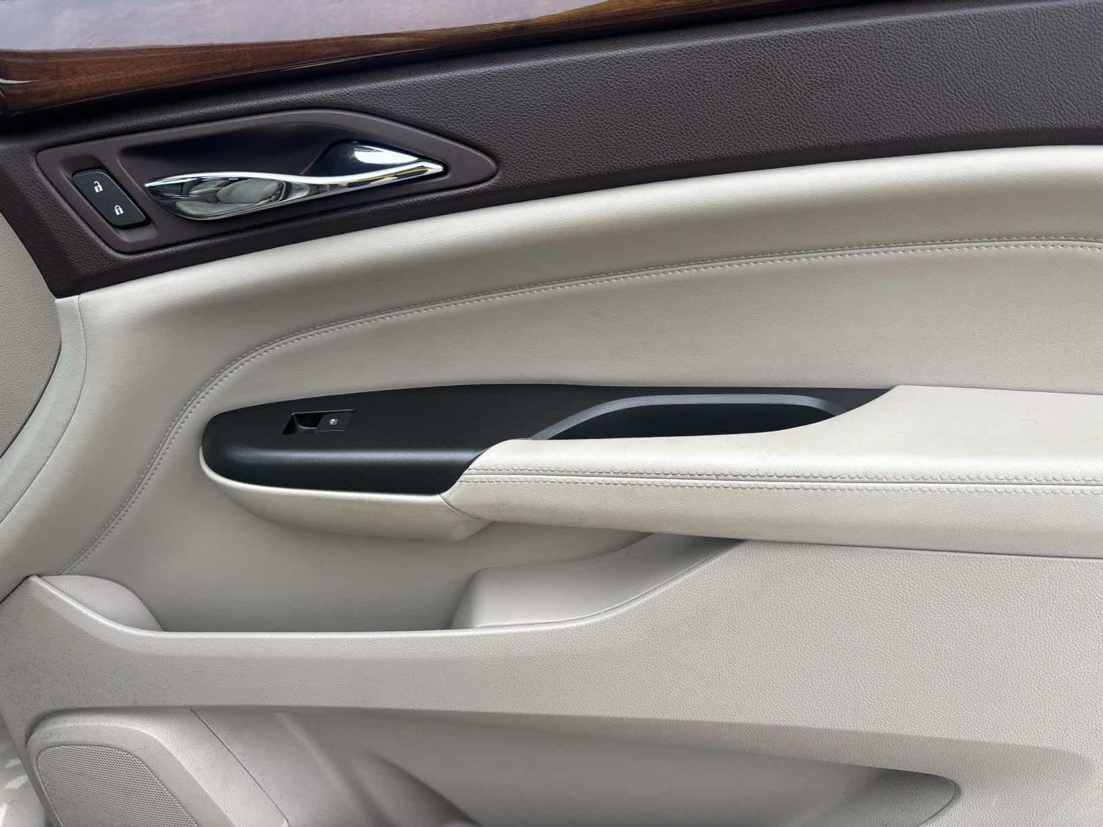 2012 Cadillac SRX Luxury Collection