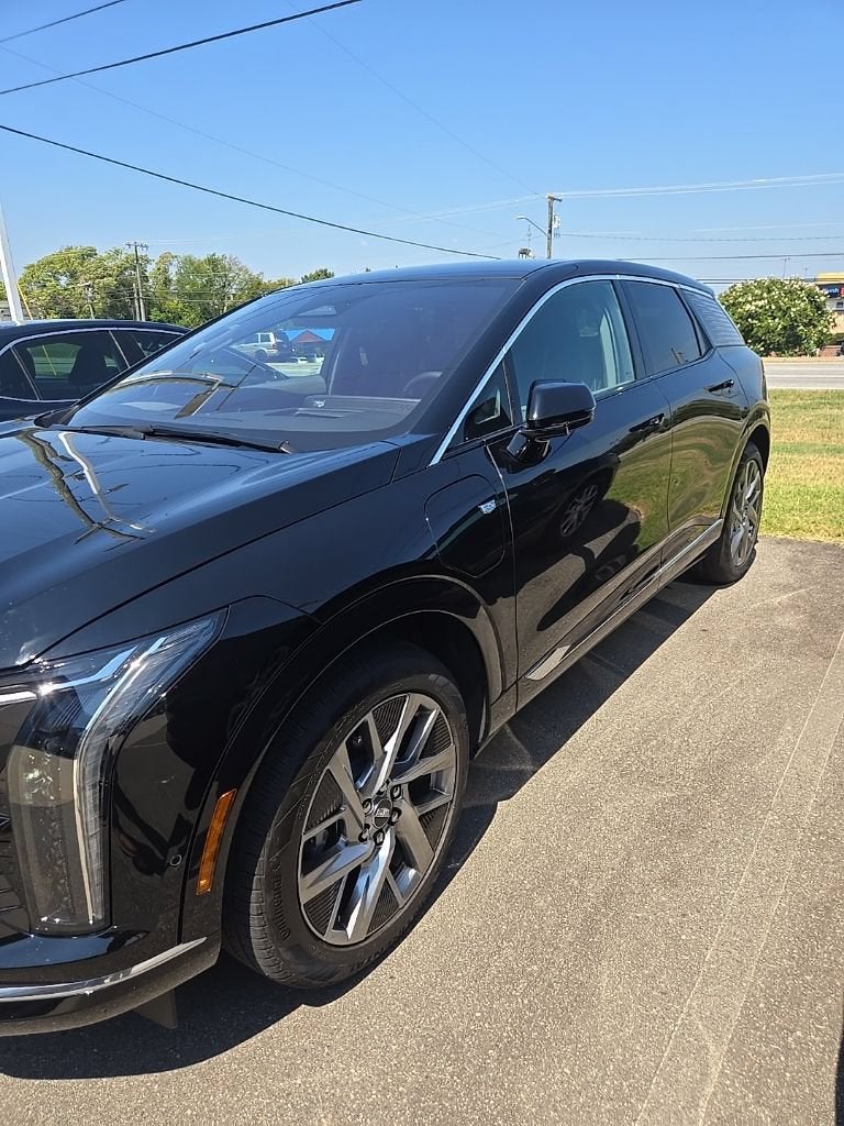 2026 Cadillac OPTIQ Premium Luxury