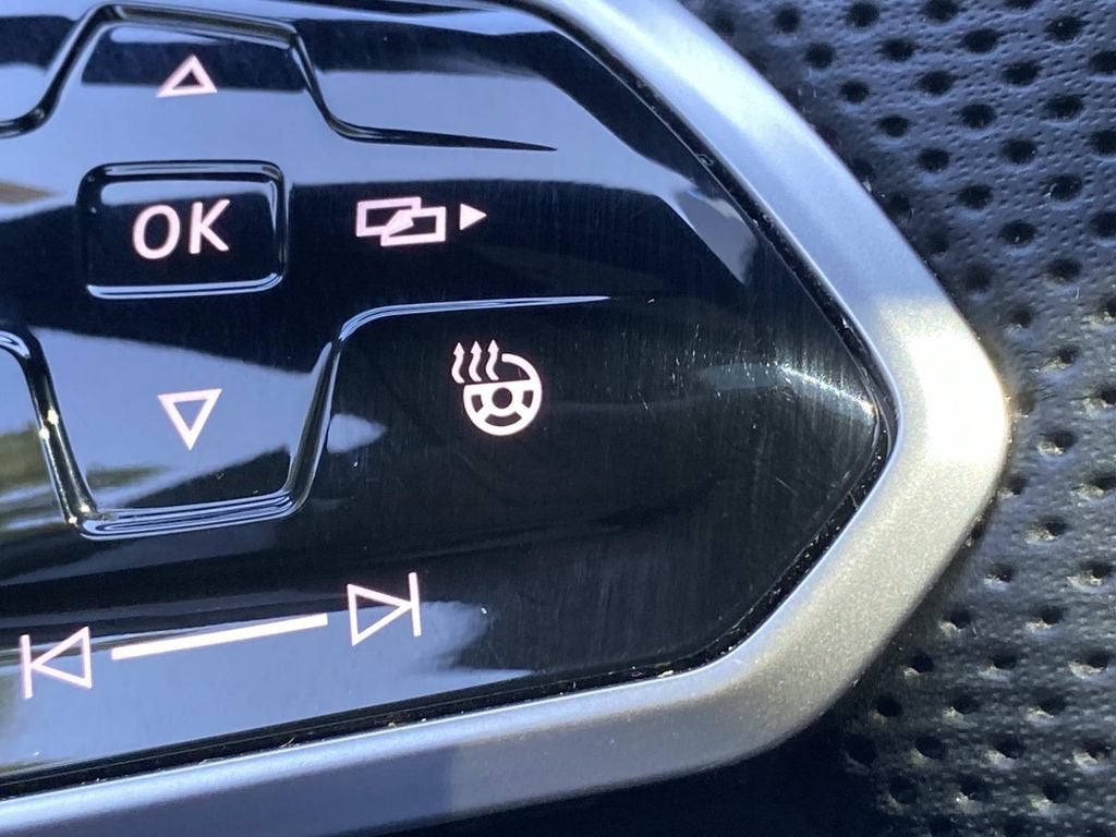 2022 Volkswagen Tiguan SEL R-Line