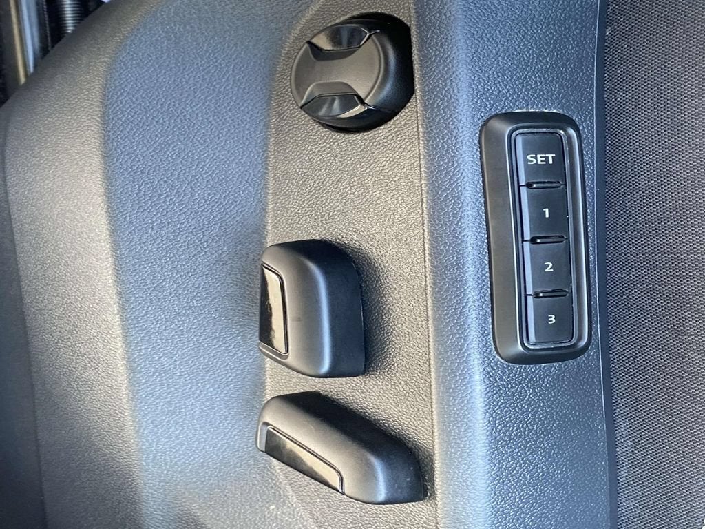 2022 Volkswagen Tiguan SEL R-Line