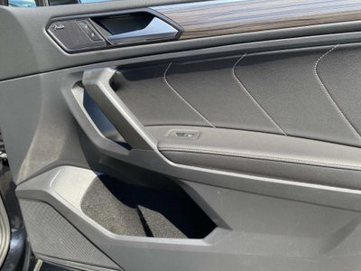 2022 Volkswagen Tiguan SEL R-Line