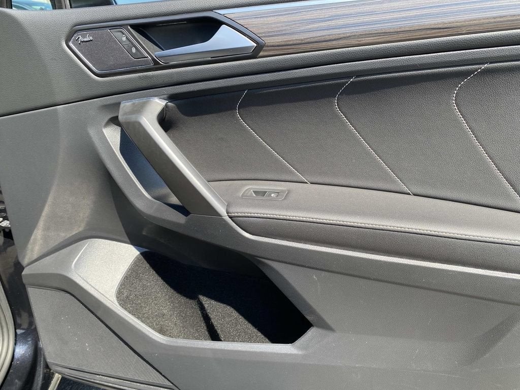 2022 Volkswagen Tiguan SEL R-Line