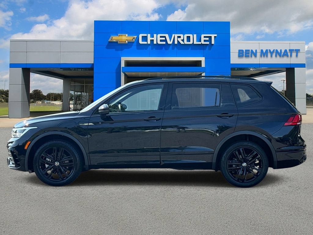2022 Volkswagen Tiguan SE R-Line Black