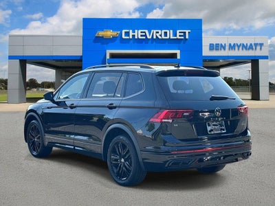 2022 Volkswagen Tiguan SE R-Line Black