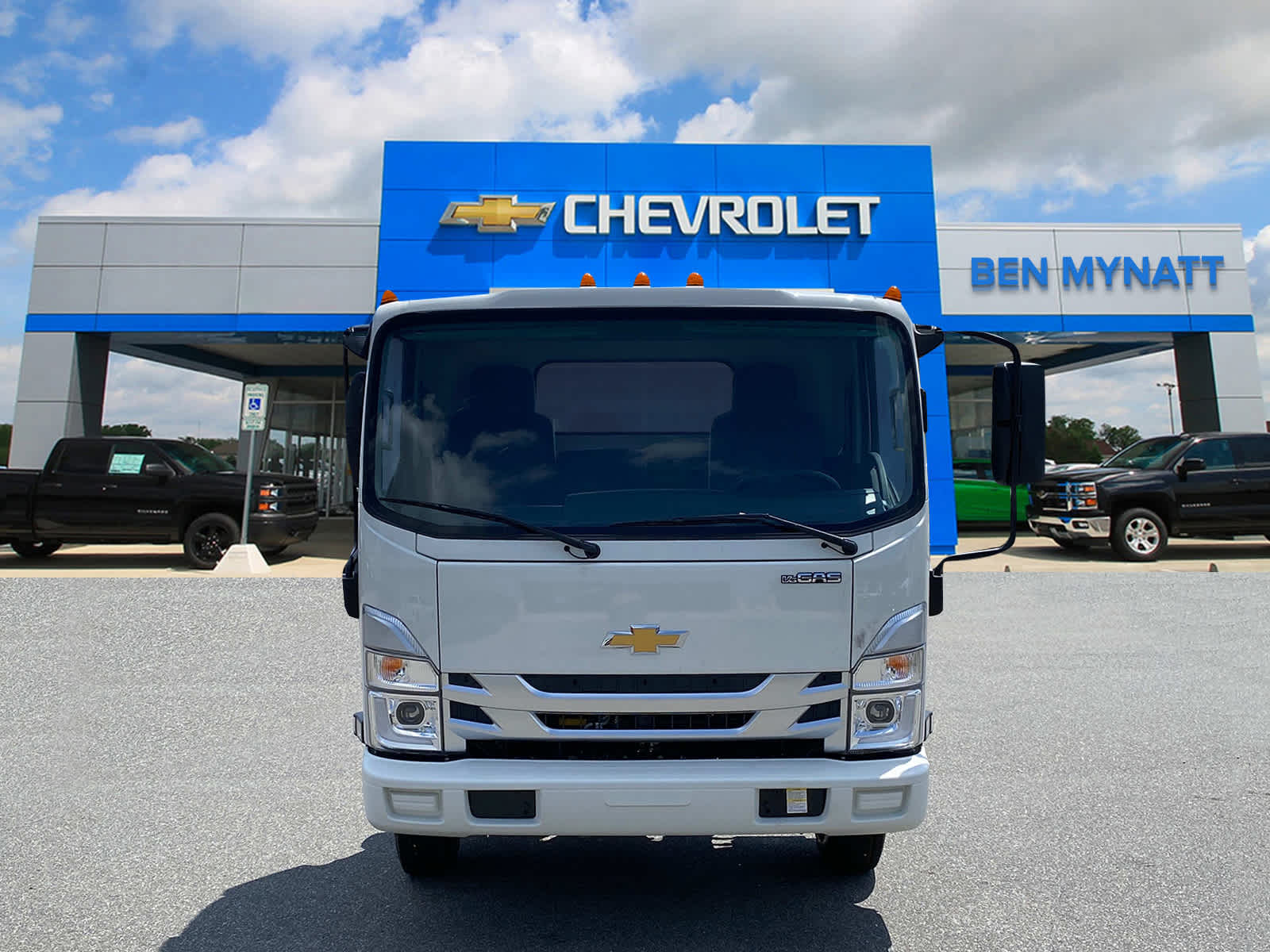 2024 Chevrolet Low Cab Forward 3500 Base