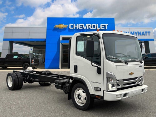 2025 Chevrolet Low Cab Forward 4500 Base
