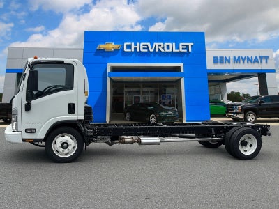 2025 Chevrolet Low Cab Forward 4500 Base