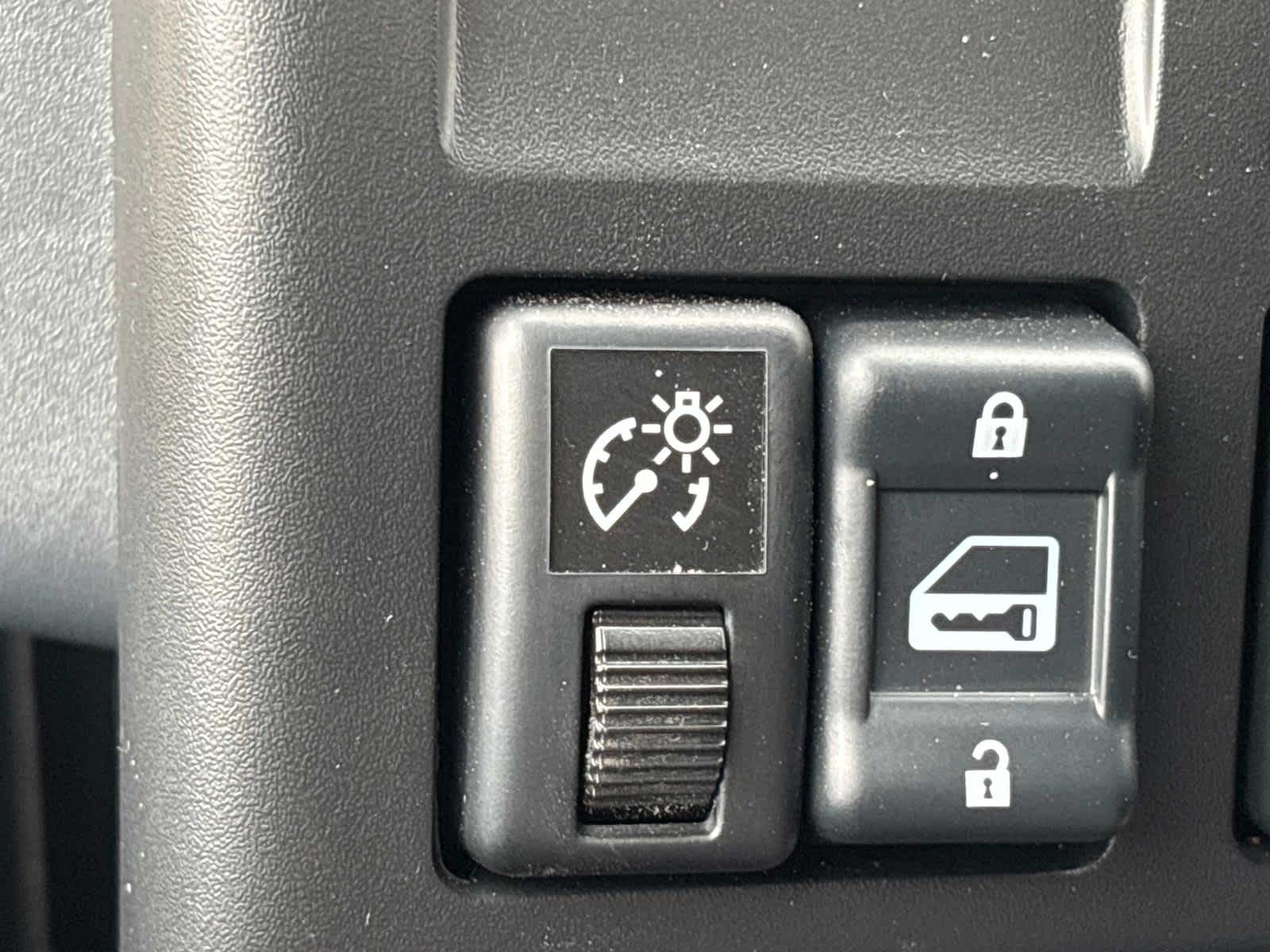 2025 Chevrolet Low Cab Forward 4500 Base