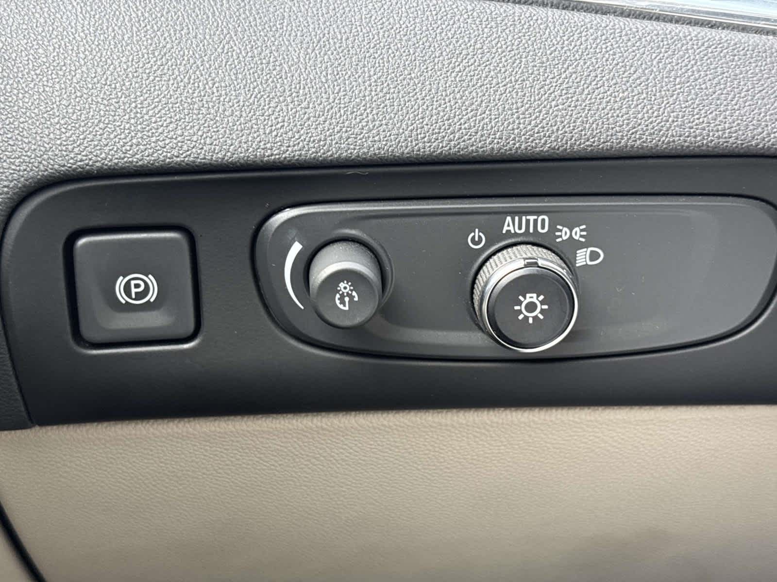 2020 Buick Enclave Essence