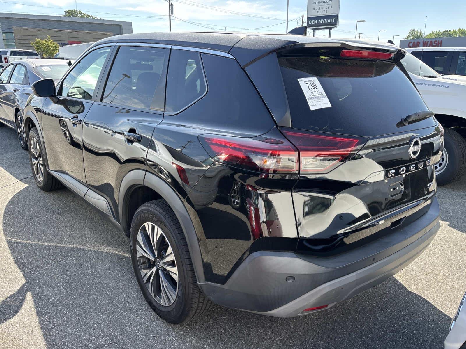 2022 Nissan Rogue SV