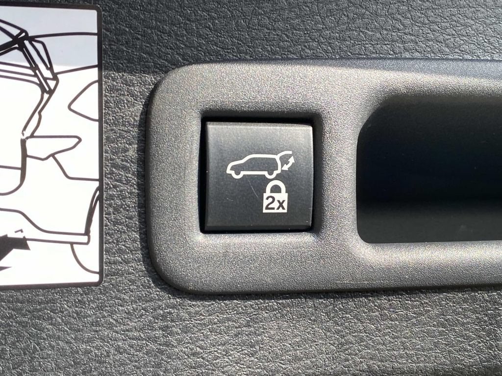 2022 Toyota Sienna Platinum