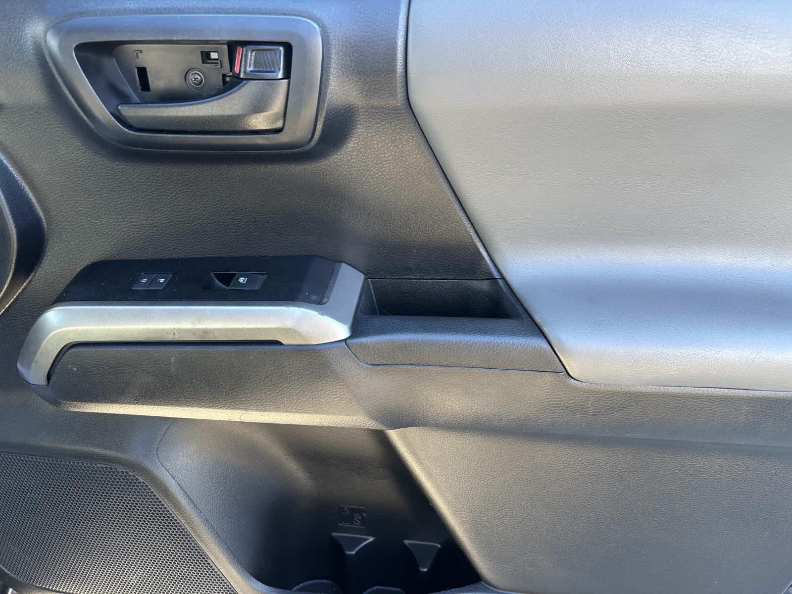 2020 Toyota Tacoma 2WD SR