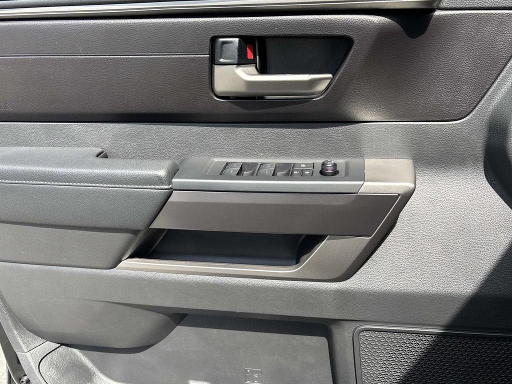 2025 Toyota Tundra 4WD SR
