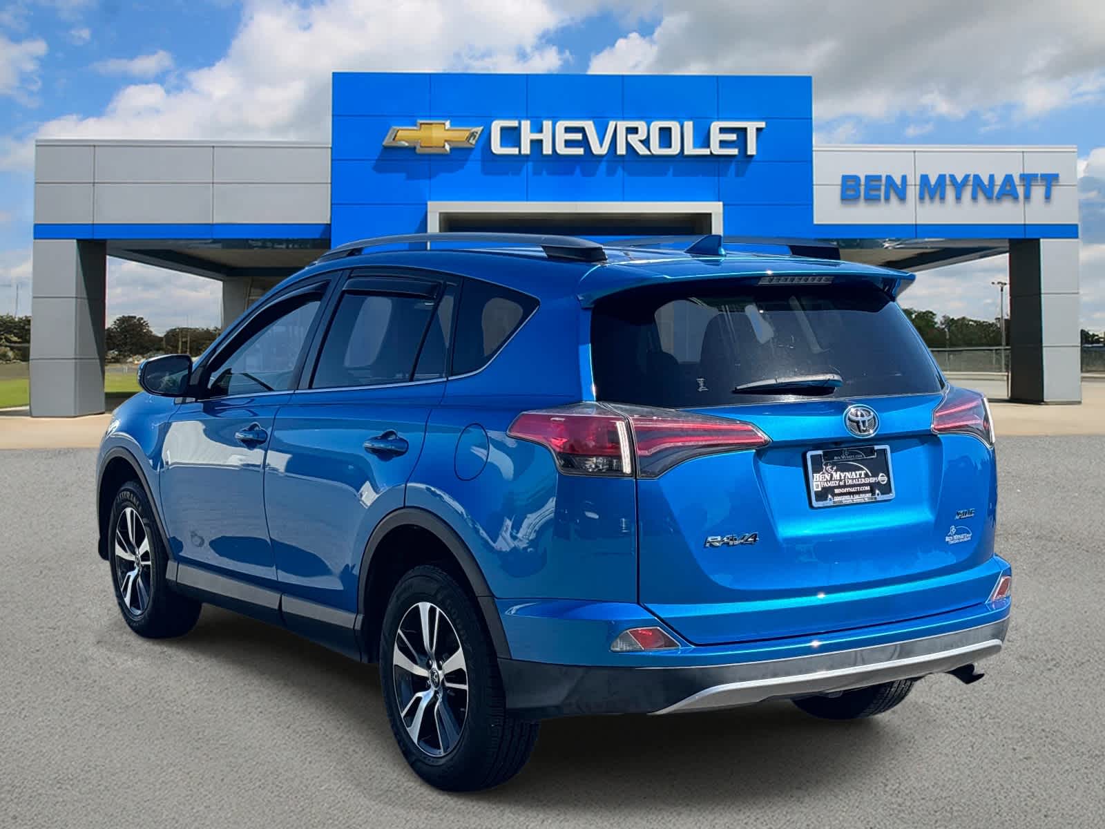 2018 Toyota RAV4 XLE