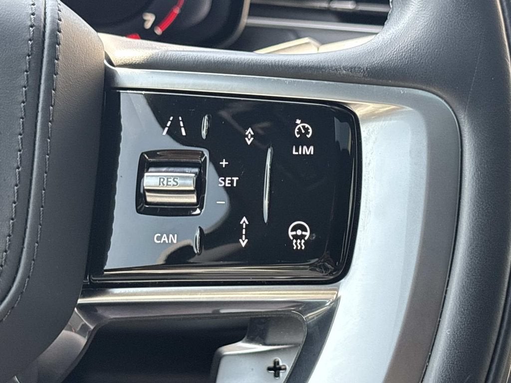 2023 Land Rover Range Rover SE