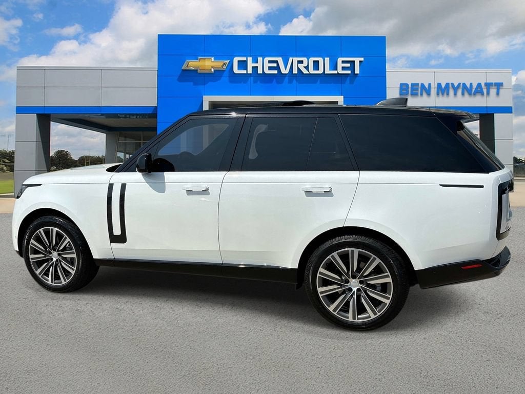 2023 Land Rover Range Rover SE