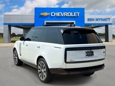 2023 Land Rover Range Rover SE