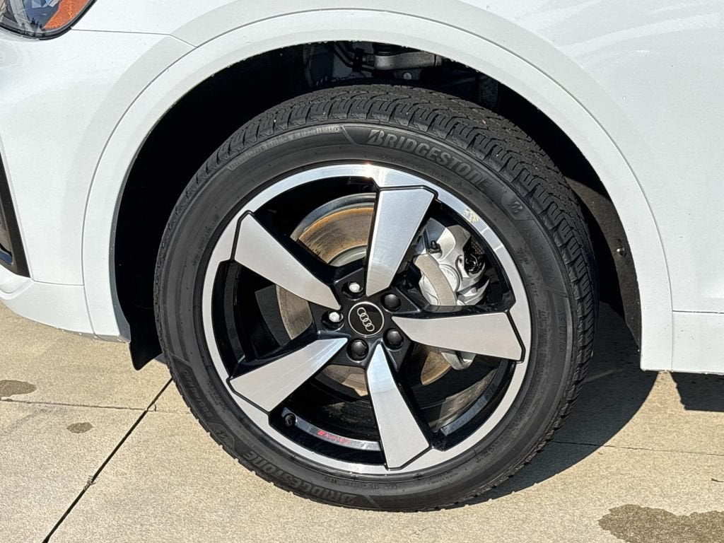 2023 Audi Q5 S line Premium Plus